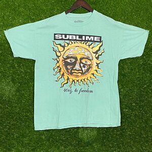 Sublime 40 Ounce to Freedom Rock T-shirt size Medium